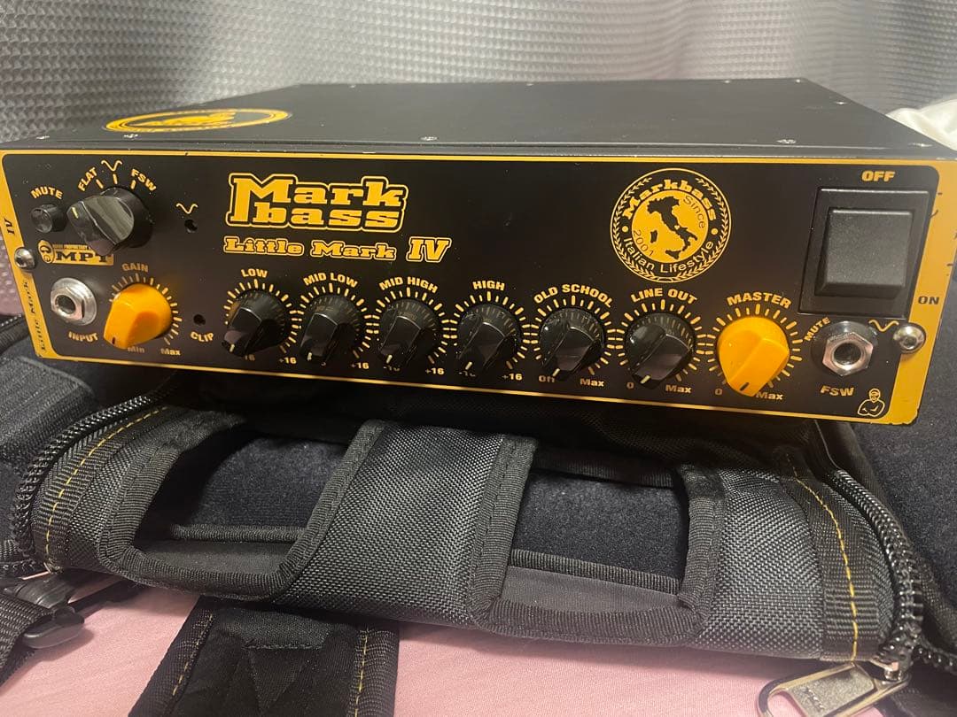 Markbass Little Mark IV ベース用アンプ　ソフトケース付き