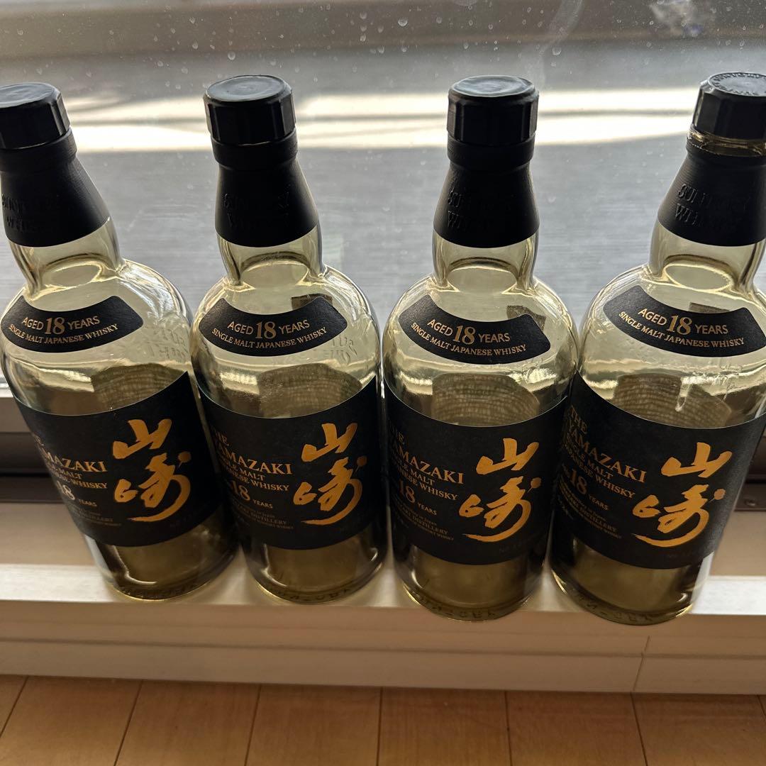 今だけ‼️価格そのまま❗️箱プレゼント　　　山崎18年　12本　空瓶