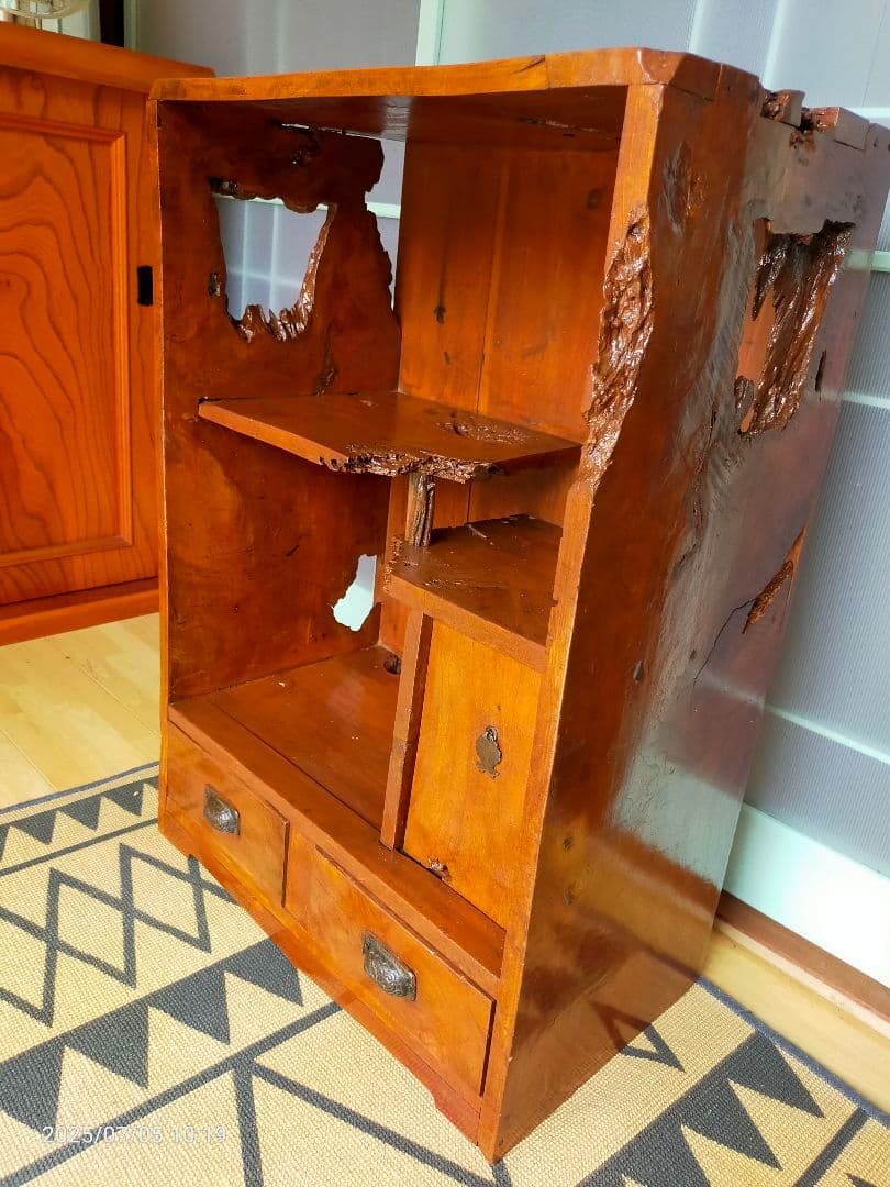 値下げしました! アンティーク家具 荒々しさが、魅力の 木製家具 引き出し付き