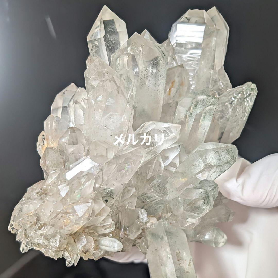 ￥25,000→21,250 　15% OFF　草入り水晶クラスター（ブラジル）