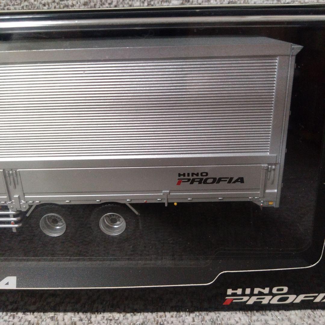 HINO PROFIA 1/64スケール トラック