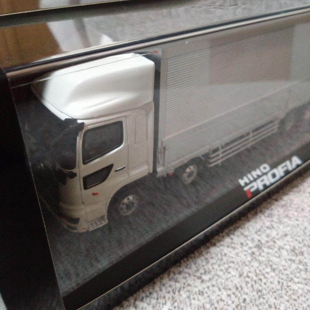 HINO PROFIA 1/64スケール トラック