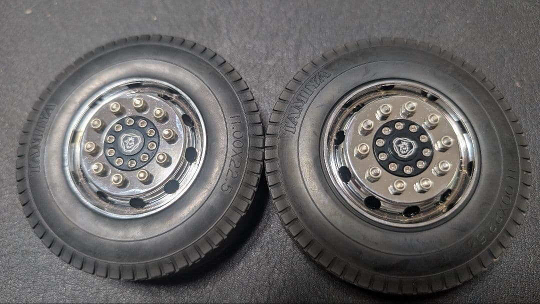 スカニア 1/14 ホイールセット タイヤ付 アルミ 6×4 タミヤ　トラック