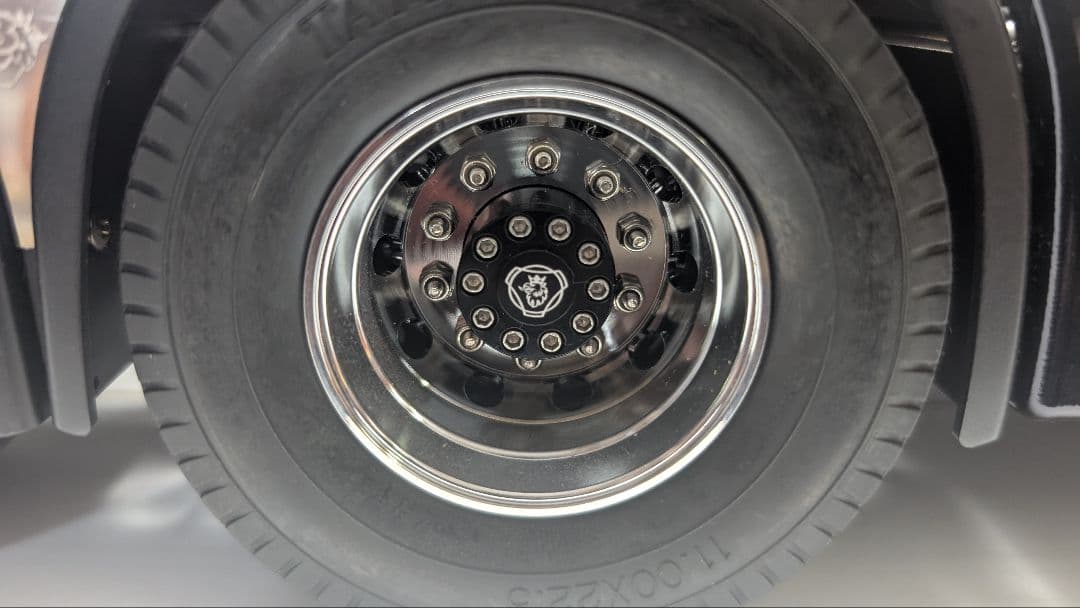 スカニア 1/14 ホイールセット タイヤ付 アルミ 6×4 タミヤ　トラック