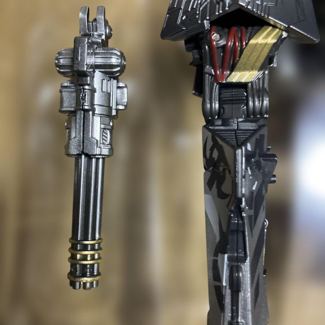 トランスフォーマー BMB MPM スタースクリーム 似