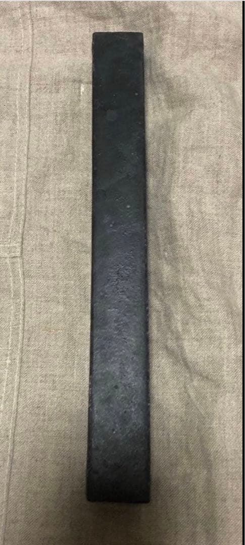 石上照美さん　一輪挿し