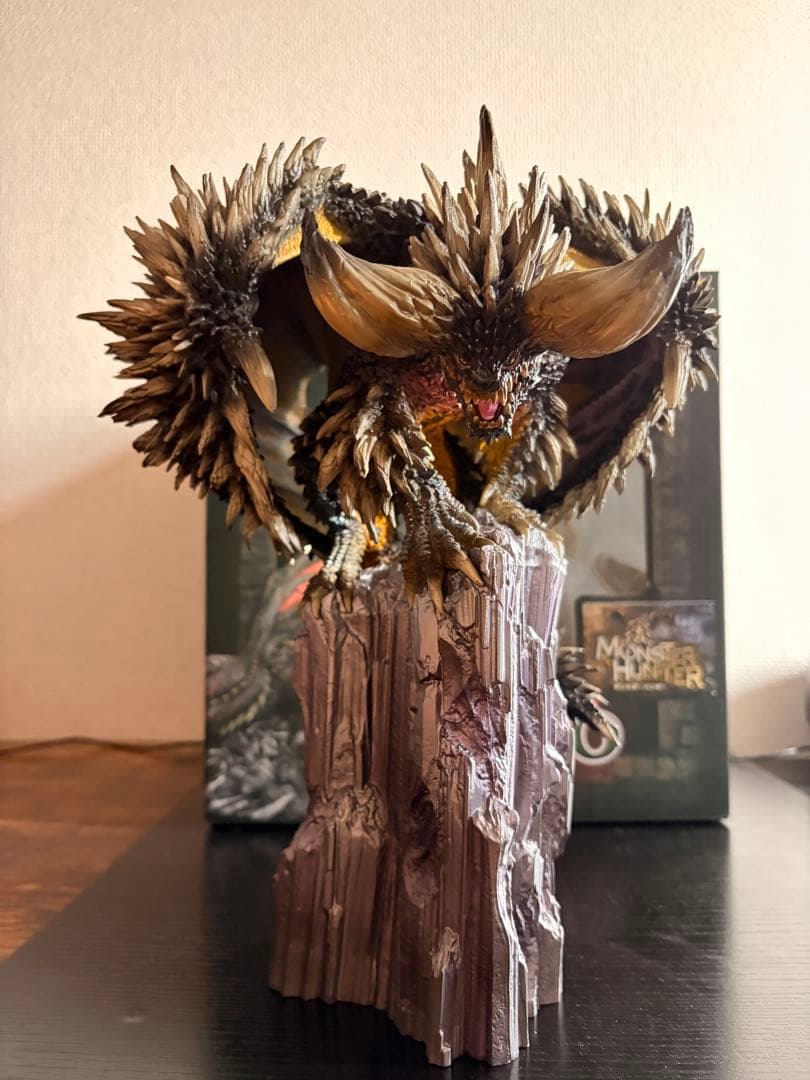 初版　イビルジョー　ネルギガンテ CFBクリエイターズモデル モンハン