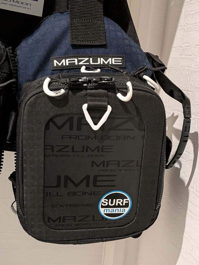 ショウ マズメ レッドムーンライフジャケット サーフスペシャルIII