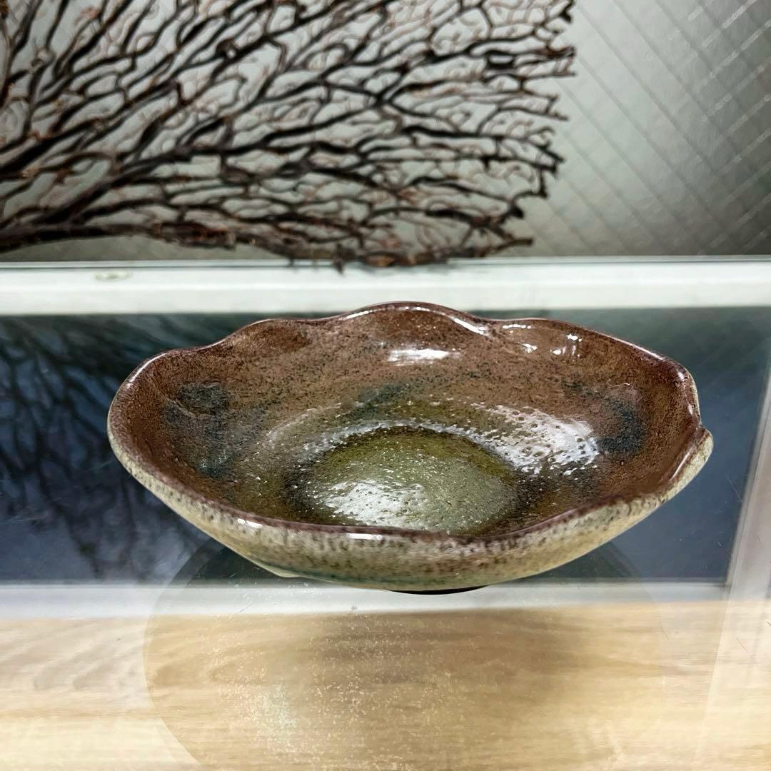 骨董　琉球ガラス　工芸ガラス　現代の名工　稲嶺盛吉　３色泡ガラス　小鉢