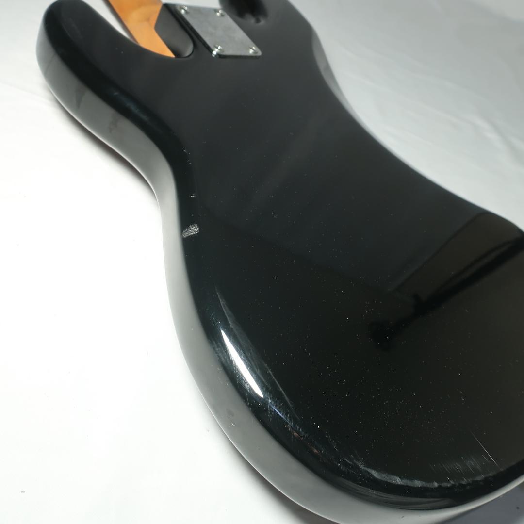 SELDER エレキベース プレシジョンベースタイプ ケース付 弦交換済