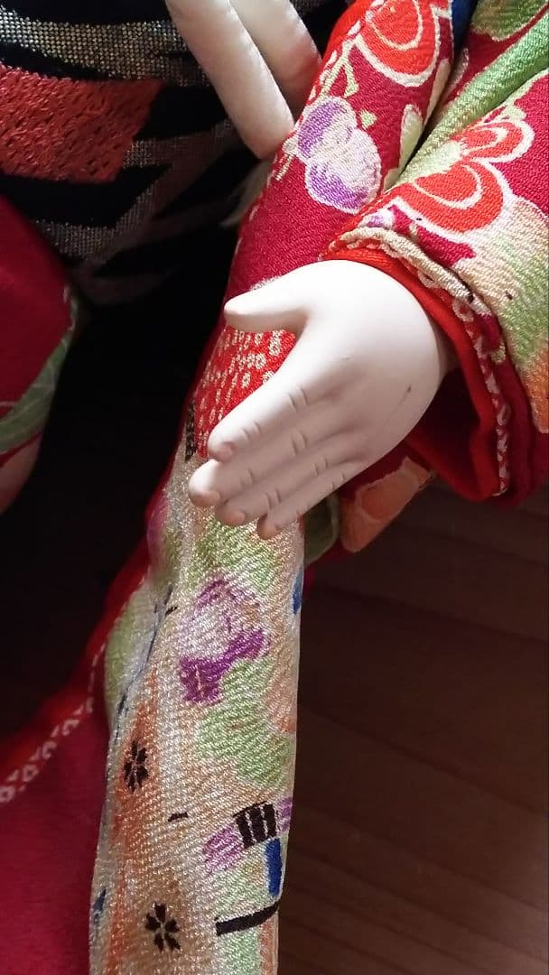 市松人形 松乾斉東光 赤地に花柄の着物 約42cm