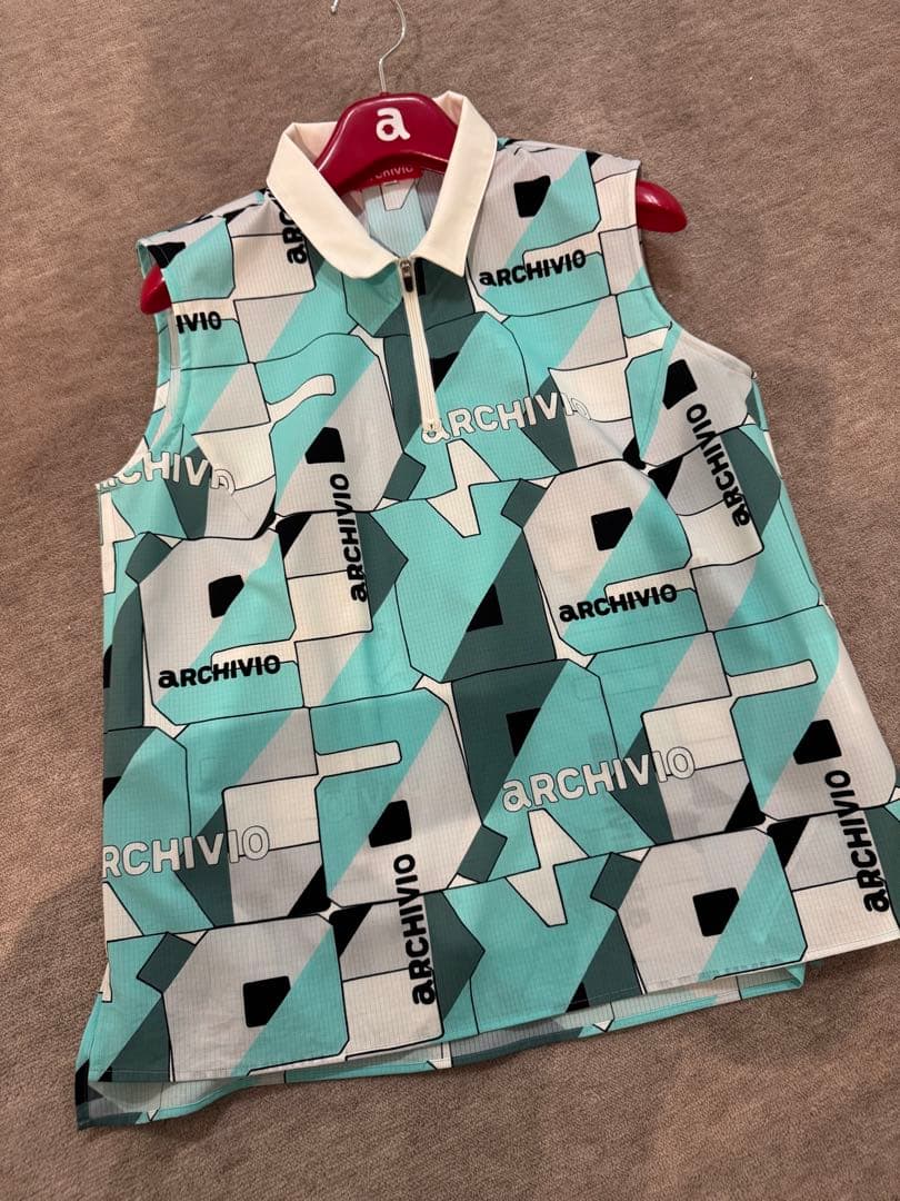 ARCHIVIO 幾何学模様 ノースリーブセットアップ　サイズ上下40