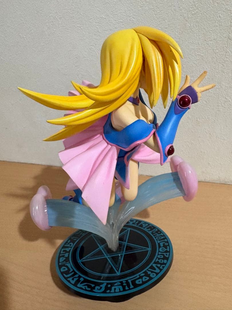 劇場版 コトブキヤ 遊戯王 ブラック・マジシャン・ガール 特典付きクリボー