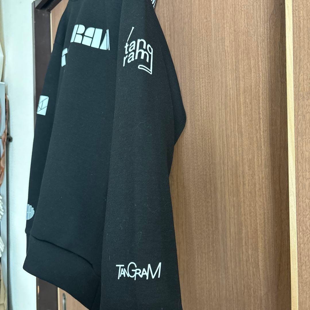 TANGRAM ブラック パーカー