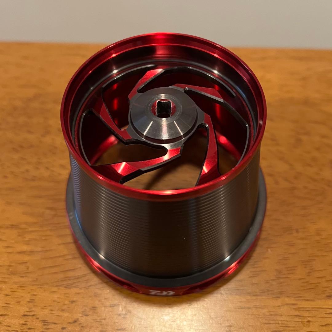 DAIWA トーナメント サーフ 45 スプール キス釣り