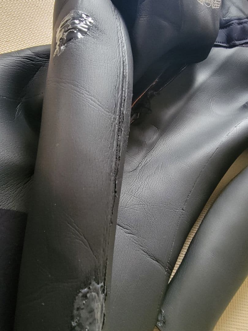 ラッシュ　ウエットスーツ　ML/L幅 3mm セミドライ　防水ジッパー