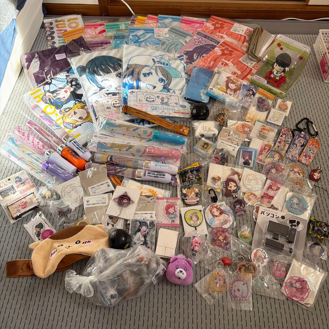 ラブライブ 痛バ缶バッジグッズ その他アニメグッズまとめ