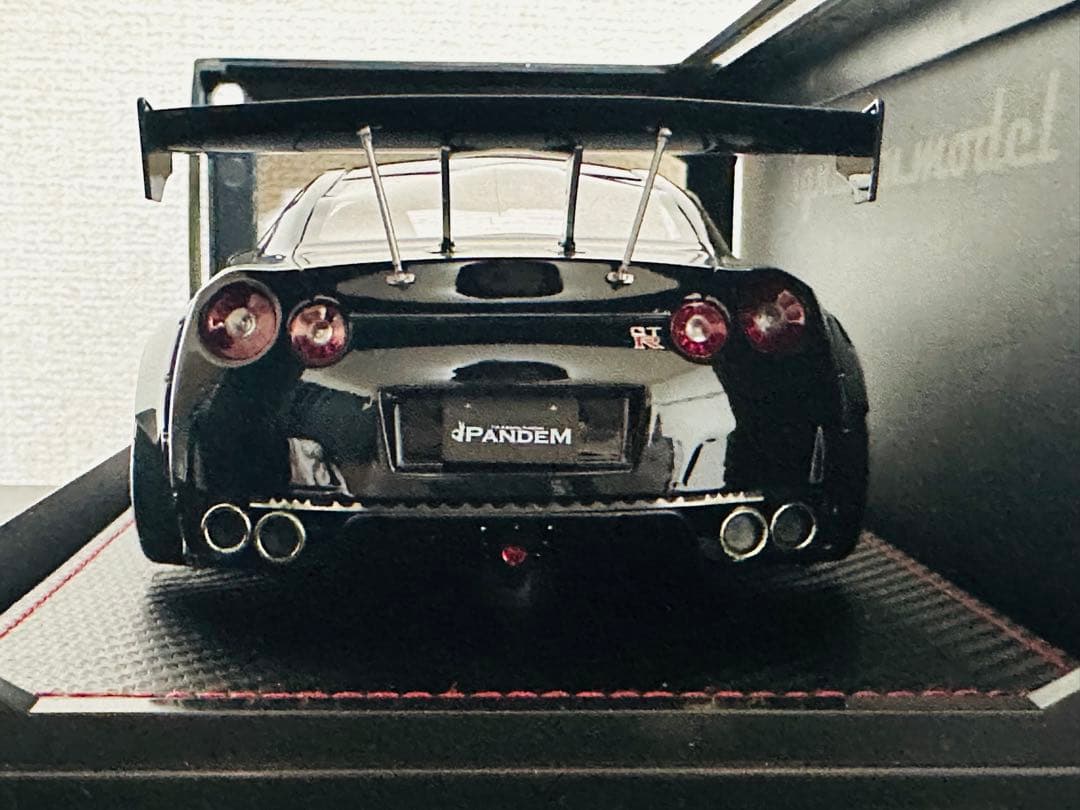 R35 GT-R イグニッションモデル 1/18 PANDEM