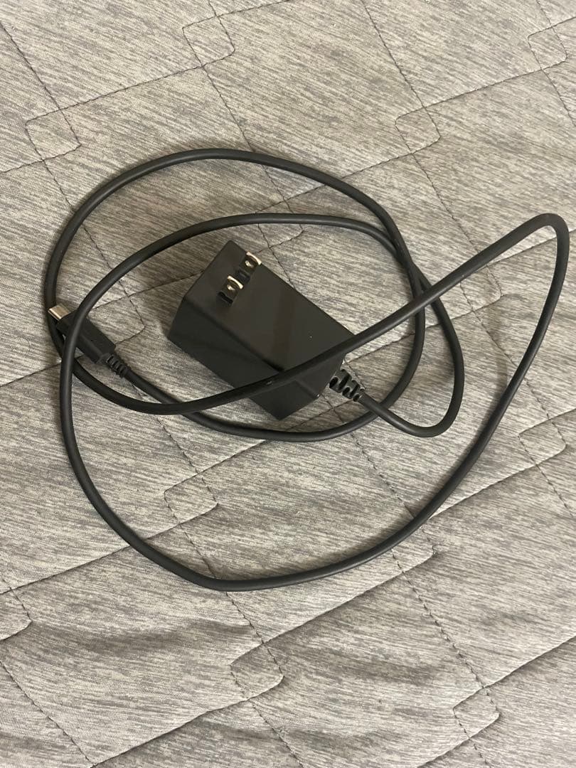 中古　Nintendo Switch　※説明を一読ください。