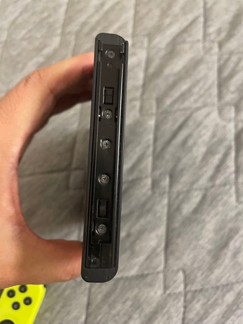 中古　Nintendo Switch　※説明を一読ください。