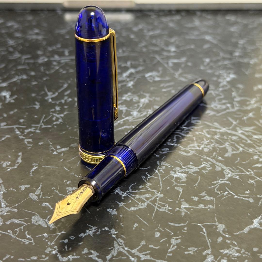 使用品　PLATINUM プラチナ 万年筆 青 金メッキ　センチュリー3776