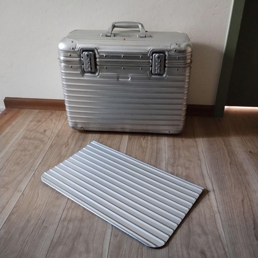 ◎希少★廃盤★RIMOWAリモワ★パイロットトロリー★TSAロック2輪