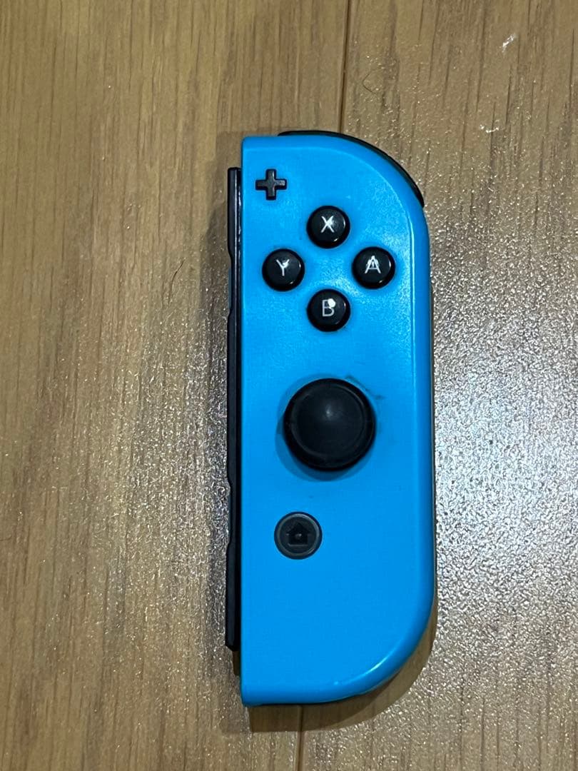 ユ*タ様 Nintendo Switch 本体 ブラック➕コントローラー黒、水色