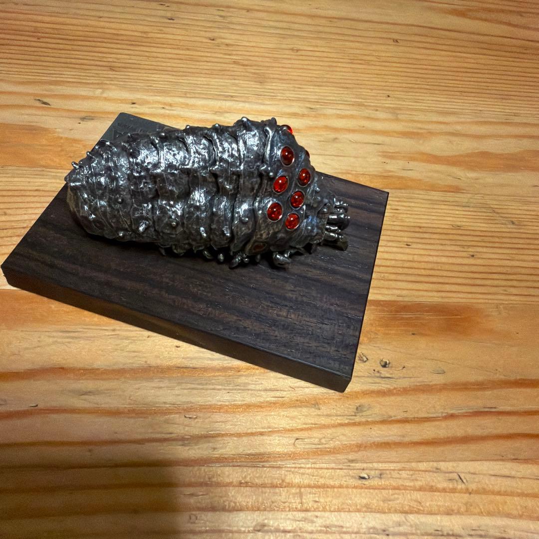 ジブリ美術館限定　オリジナル　風の谷のナウシカ　王蟲　青　赤眼