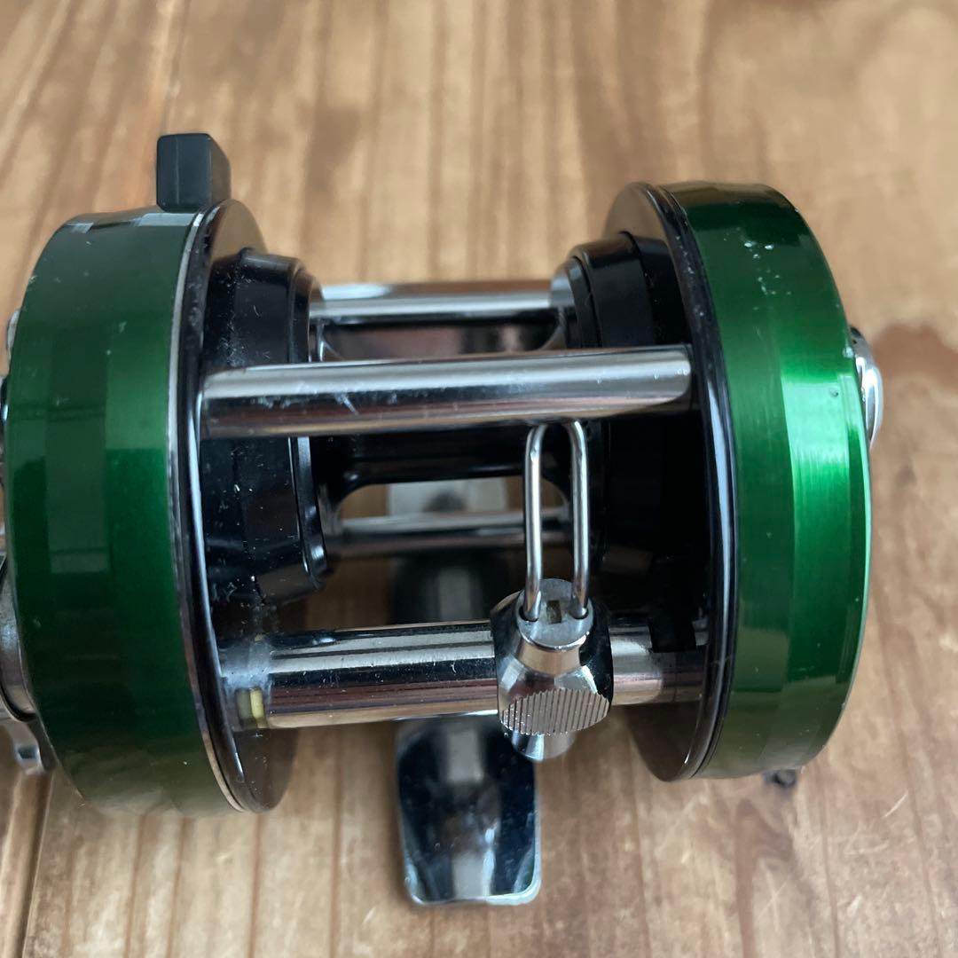 アブガルシアAmbassadeur 2500CI