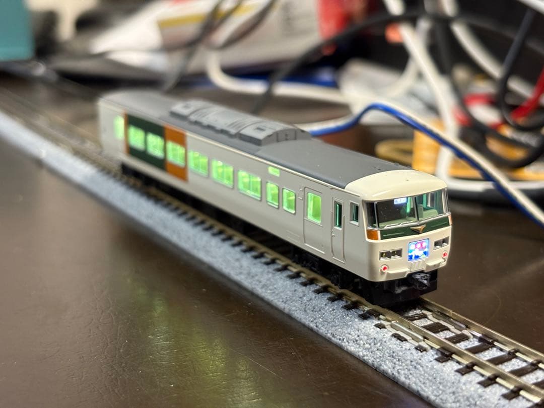 185系(踊り子・新塗装)15両セット(一部室内灯入り)