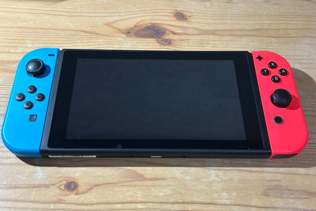 Nintendo Switchバッテリー強化版 ネオンブルー・ネオンレッド