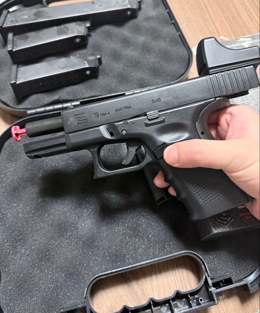 【美品】マルイGlock G19 Gen4 フルセット ドットサイト付