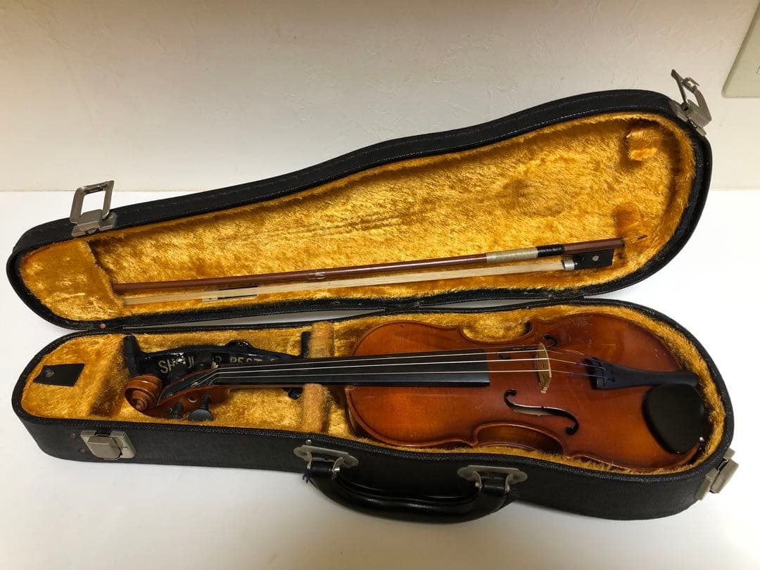 魅力的なSUZUKIバイオリン4点セット