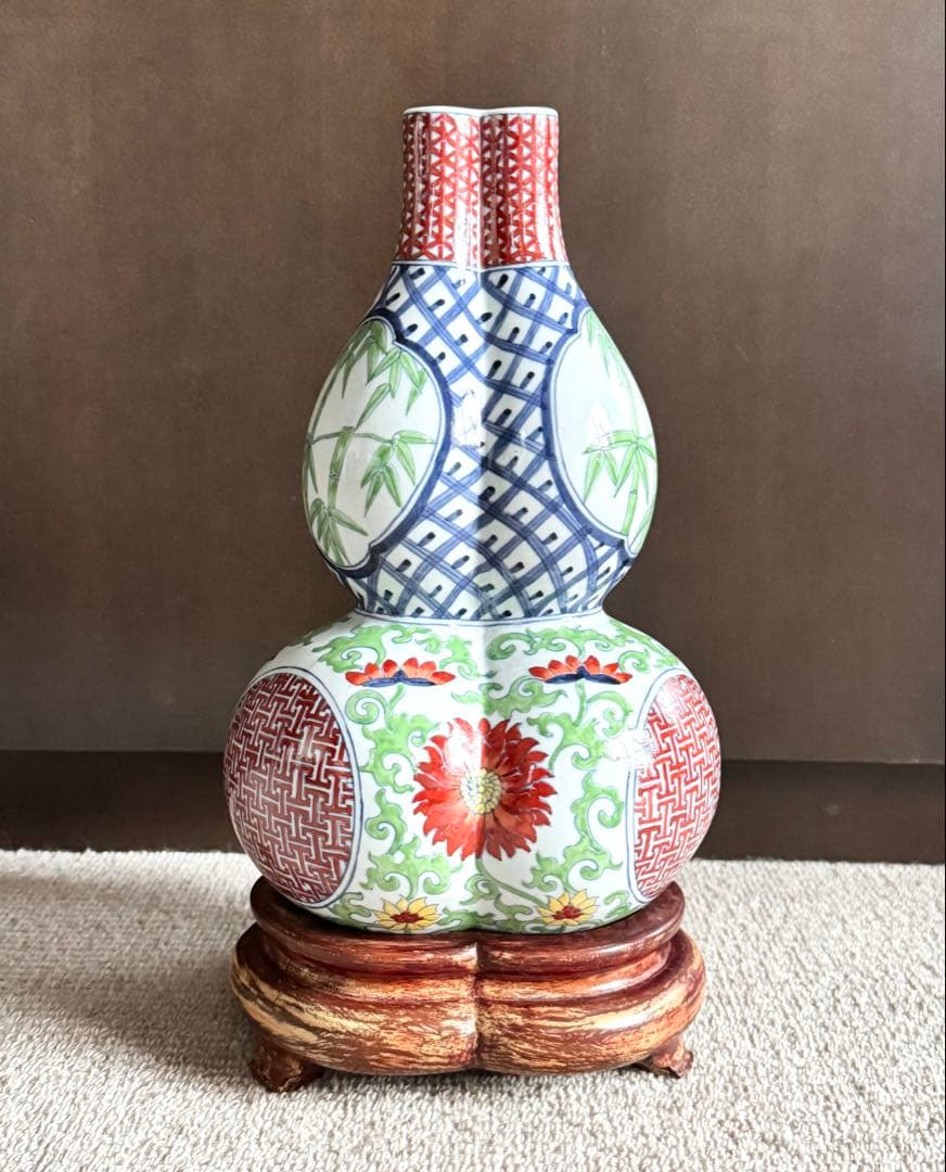 大清雍正年製 瓢箪型花瓶 壺 木製台座付き 粉彩 中国古美術品