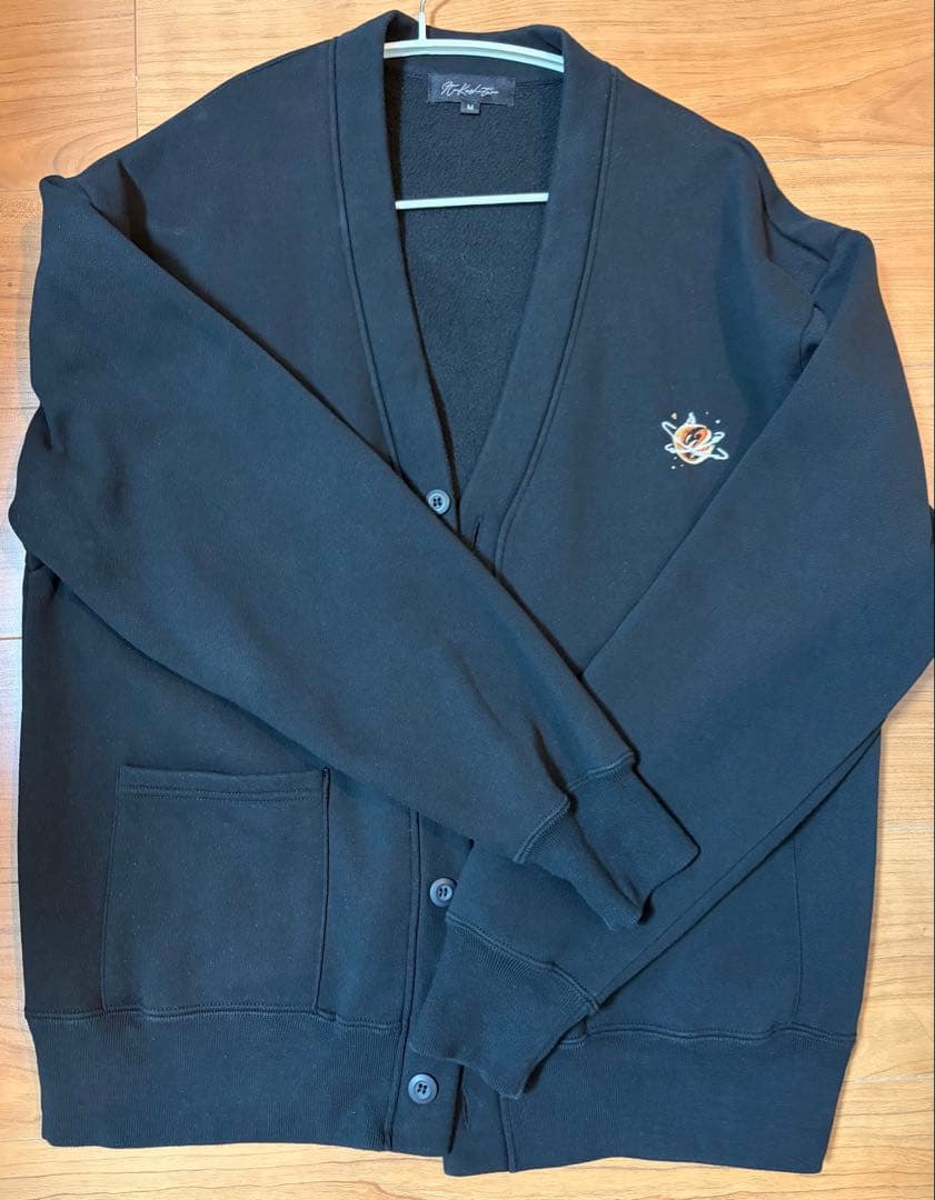 伊東歌詞太郎　s.s.w. スウェットカーディガン（ブラックスター）