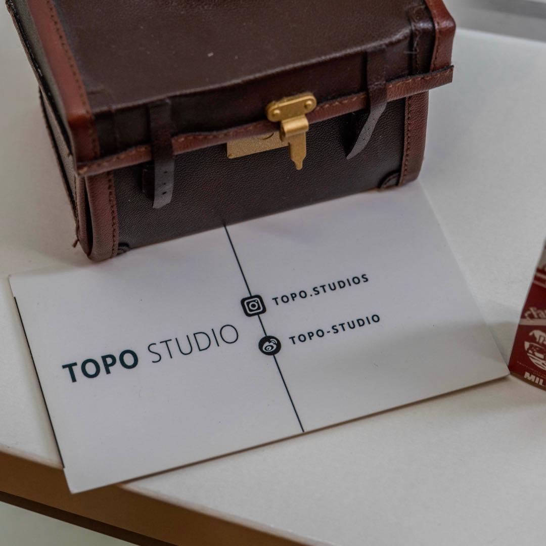 レオン カスタムフィギュア 1/6 ホットトイズ系 究極クオリティ