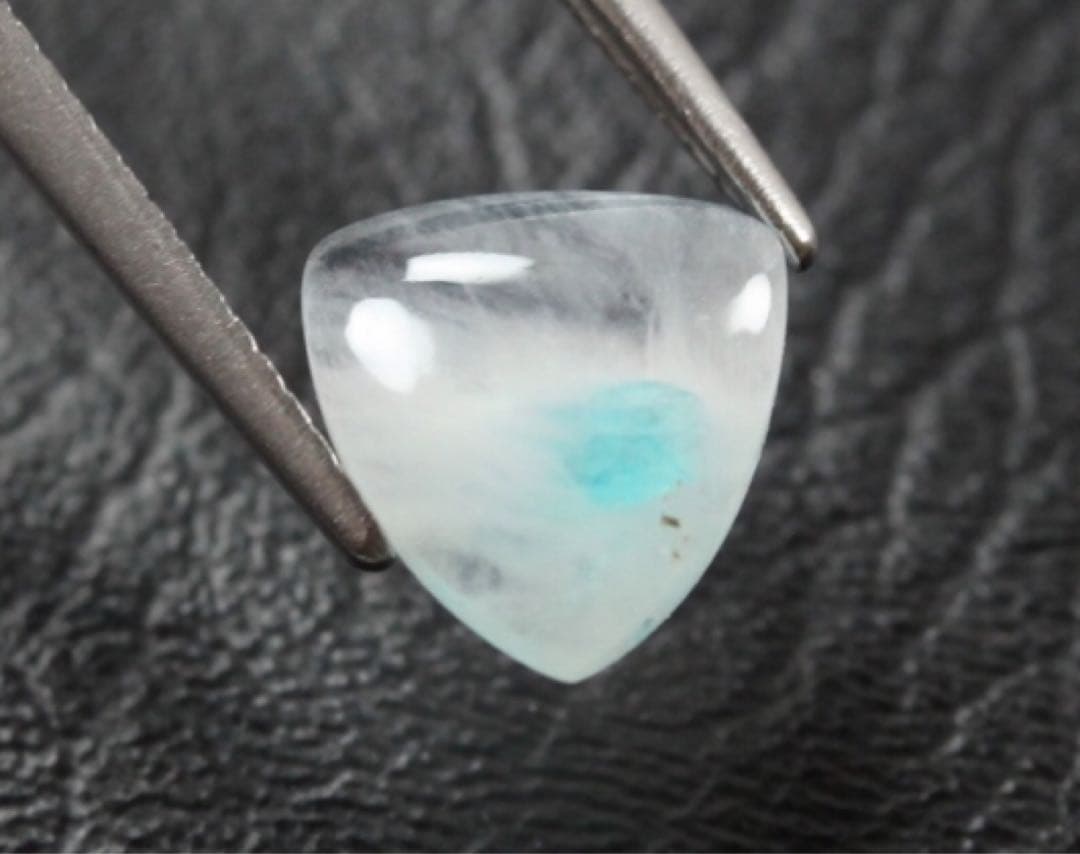 パライバトルマリンインクォーツ　1.54ct