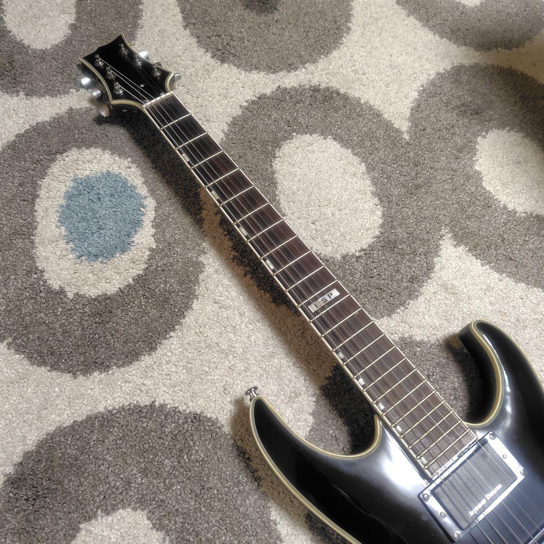 エレキギター 黒 ラメ ケース付き