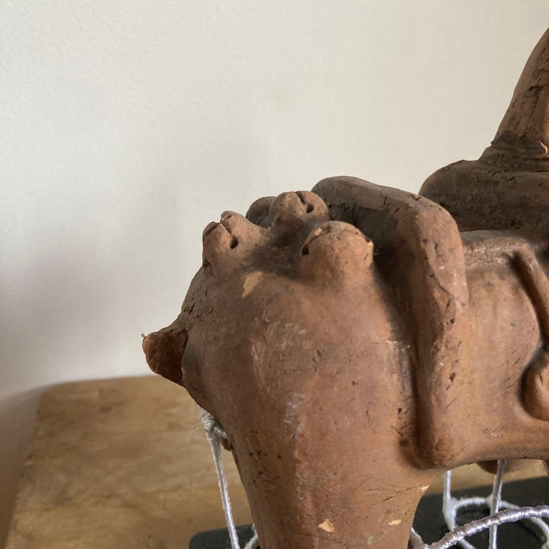 埴輪土偶馬　ワイヤー義足工芸品 黒台座ビンテージ