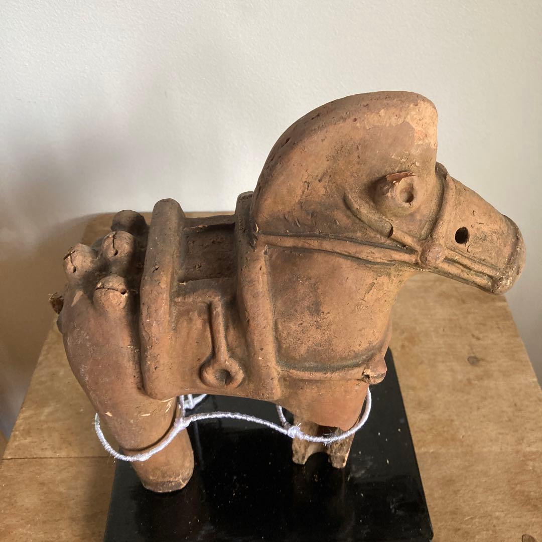 埴輪土偶馬　ワイヤー義足工芸品 黒台座ビンテージ