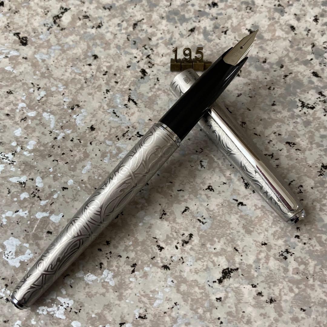 #195 オーバーホール済み 万年筆 プラチナ PLATINUM 18k WG