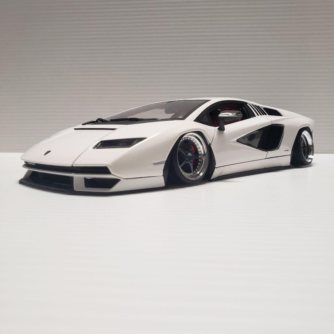 1/18 ランボルギーニカウンタック LPI 800-4 カスタム