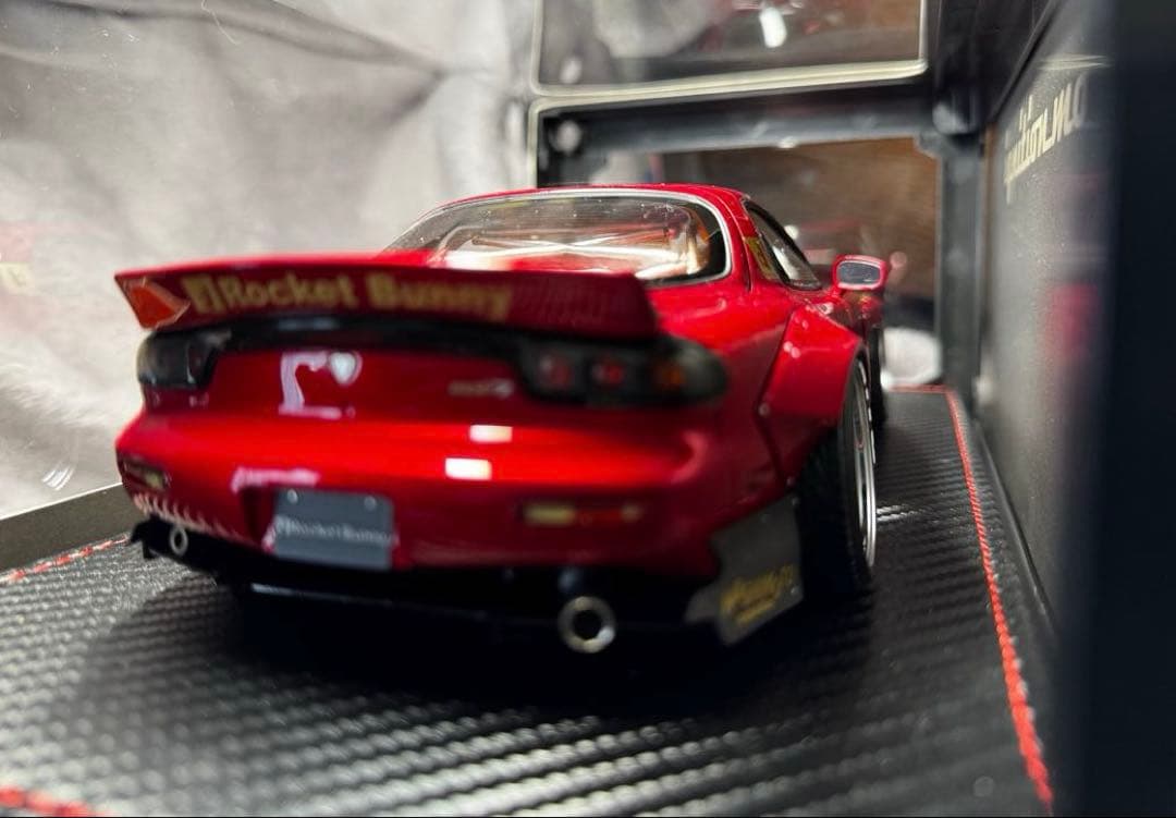 Rocket Bunny RX-7 (FD3S) Red ロケットバニー