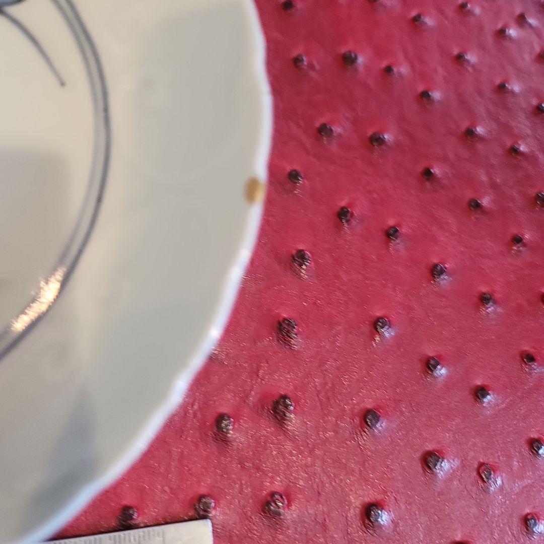 古九谷様式の牡丹紋の皿