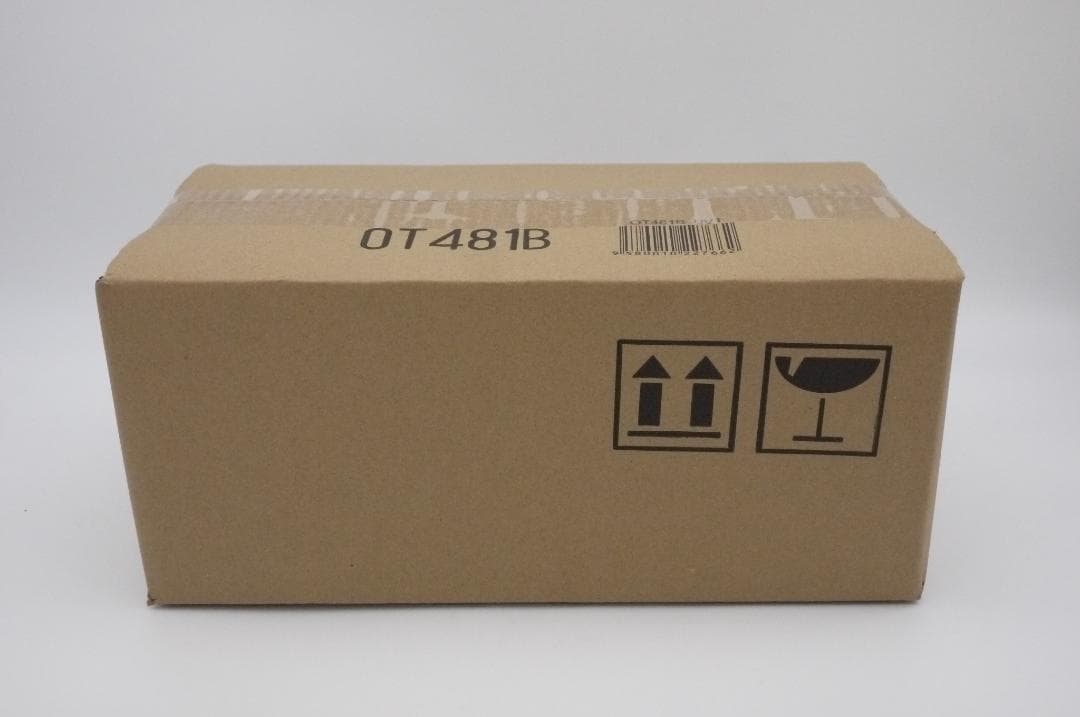 Shindy37101/18 トヨタ ハイラックス SR5 ブラック