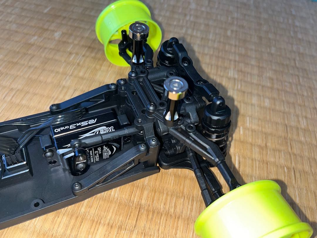 ReveD RDX シャーシのみ　メカは外します