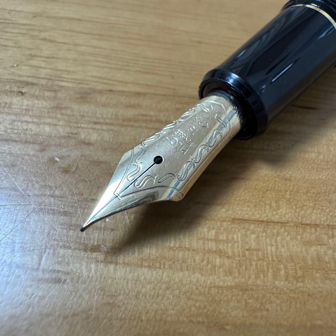PILOT パイロット Custom カスタム 743 万年筆 14k F