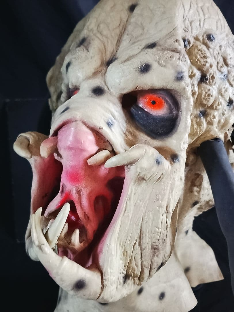 ★未使用 プレデター コスプレ マスク エイリアン ハロウィン イベントに！