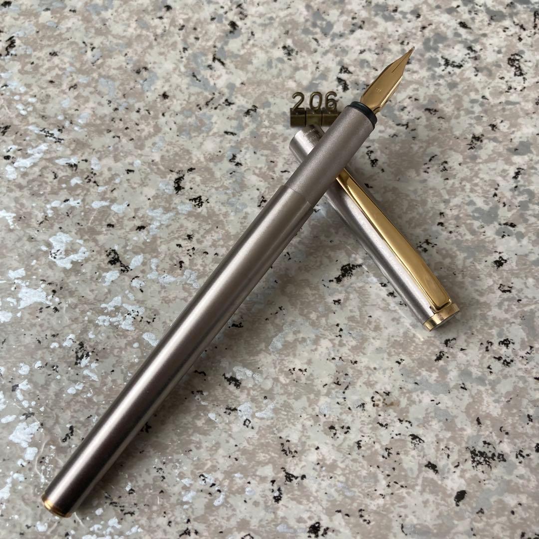 #206 オーバーホール済み 万年筆 モンブラン Noblesse 14k