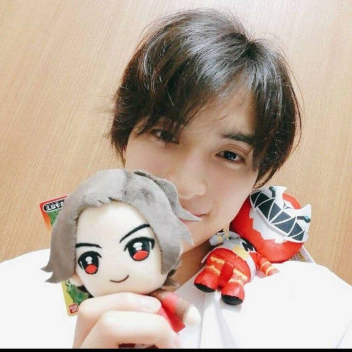 一ノ瀬颯【騎士竜戦隊リュウソウジャー】リュウソウレッド コウ ぬいぐるみセット